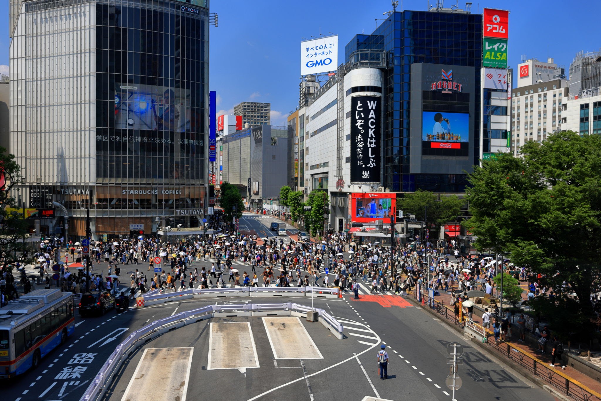 ロサンゼルスの街並みとビル群の風景